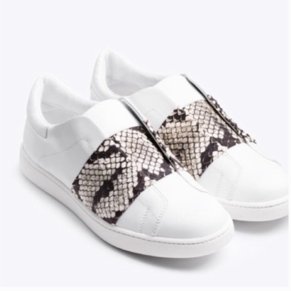 Vince Shoes - Vince Vista Python/Snakeskin Leather Sneakers 9.5